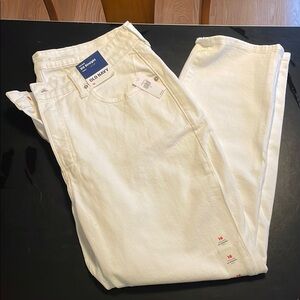 Old Navy Size 16 Women’s White Jean Pants 36 w 28 l